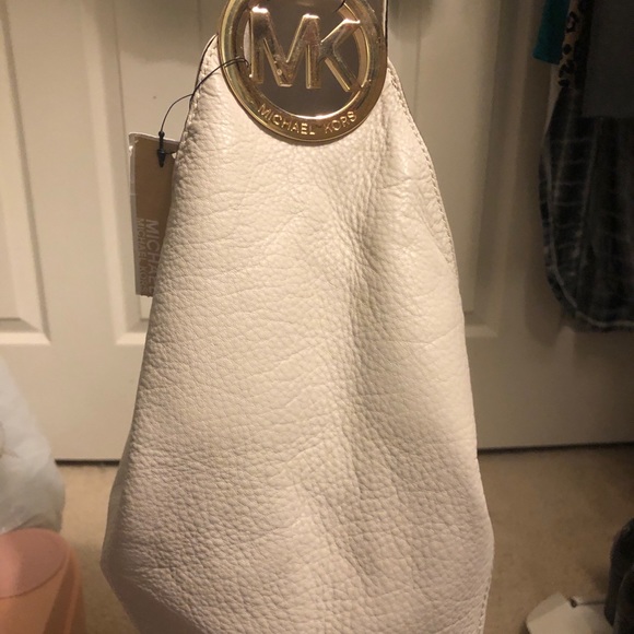 COPY - Michael Kors Fulton Large Shoulder Bag NWT - Picture 2 of 8